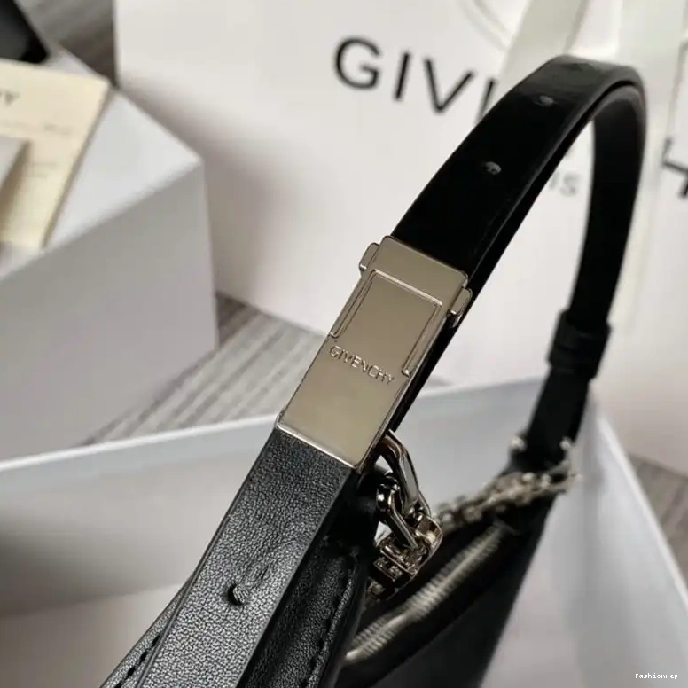 Fashionrepsfam ru 2206RF0007 Givenchy Bag 0817